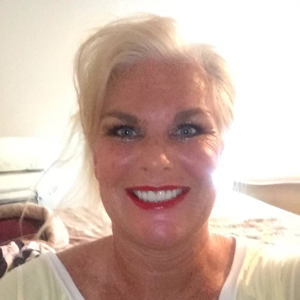Meet your Posher, Dana
